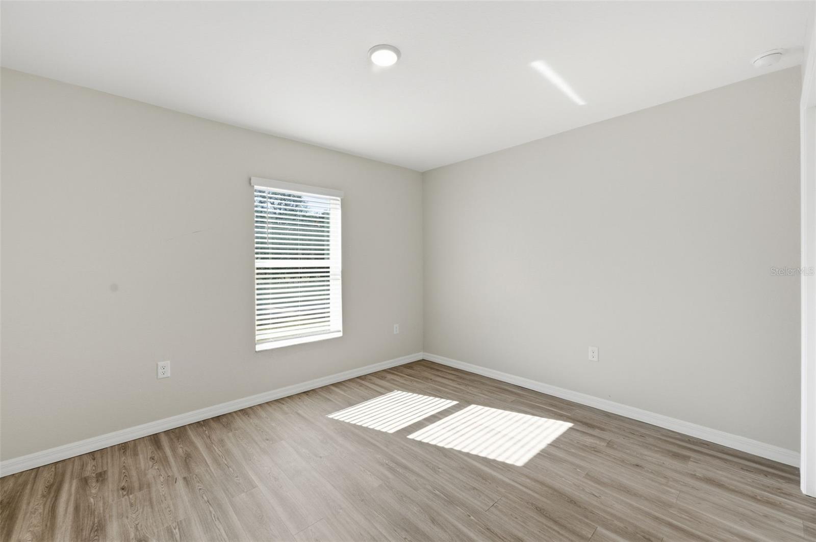 CITRUS SPGS UNIT 27 - Residential