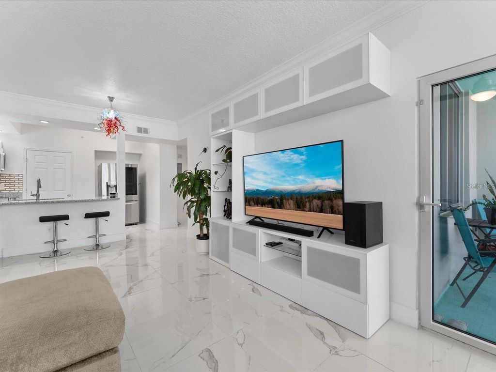 Photo of 322 E Central Boulevard #2013, Orlando, FL 32801 (MLS # O6347613)