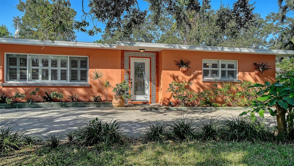 Photo of 304 21st Street W, Bradenton, FL 34205 (MLS # A4669489)