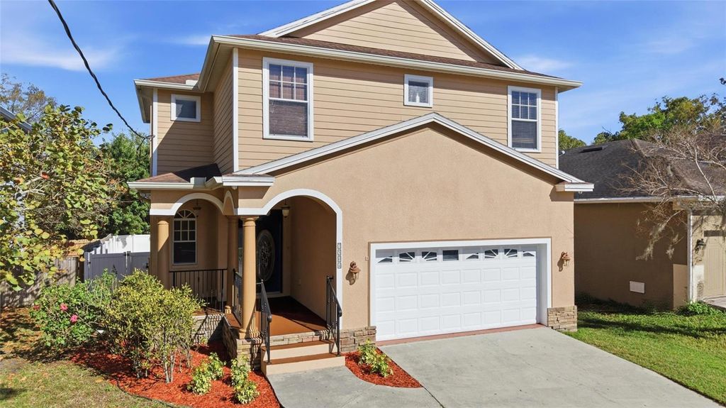 Photo of 7504 S West Shore Boulevard, Tampa, FL 33616 (MLS # TB8486936)