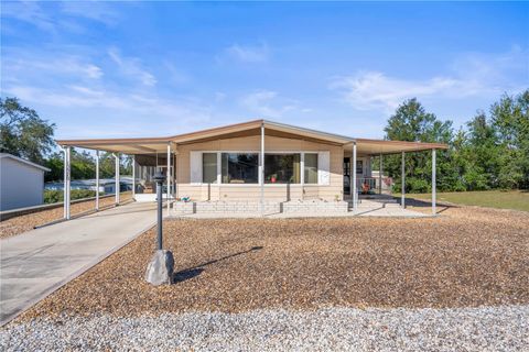 A home in BROOKSVILLE