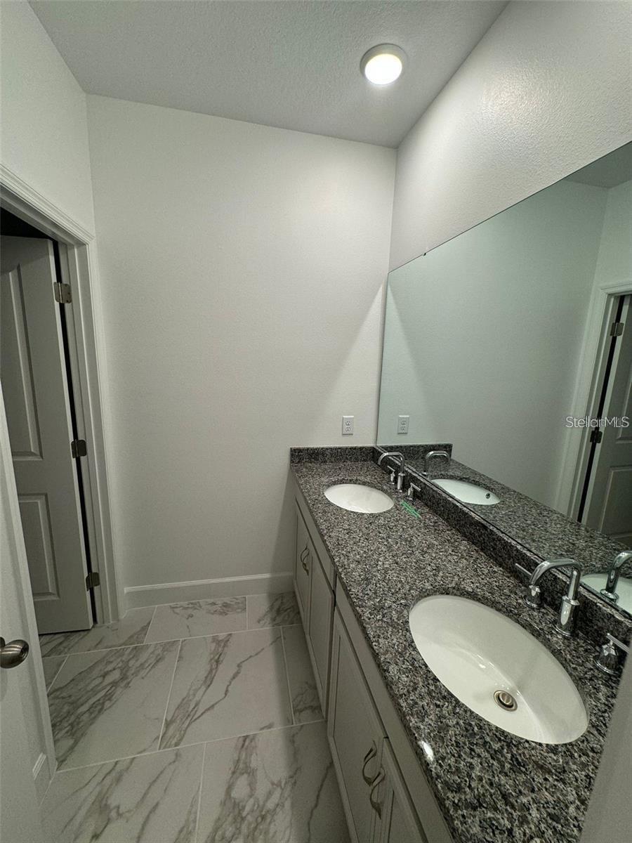 CELEBRATION ISLAND VILLAGE PH 1B - Residential Lease