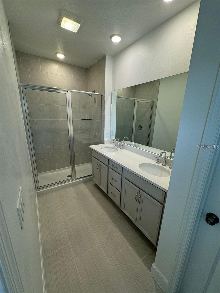 CELEBRATION ISLAND VILLAGE PH 1B - Residential Lease