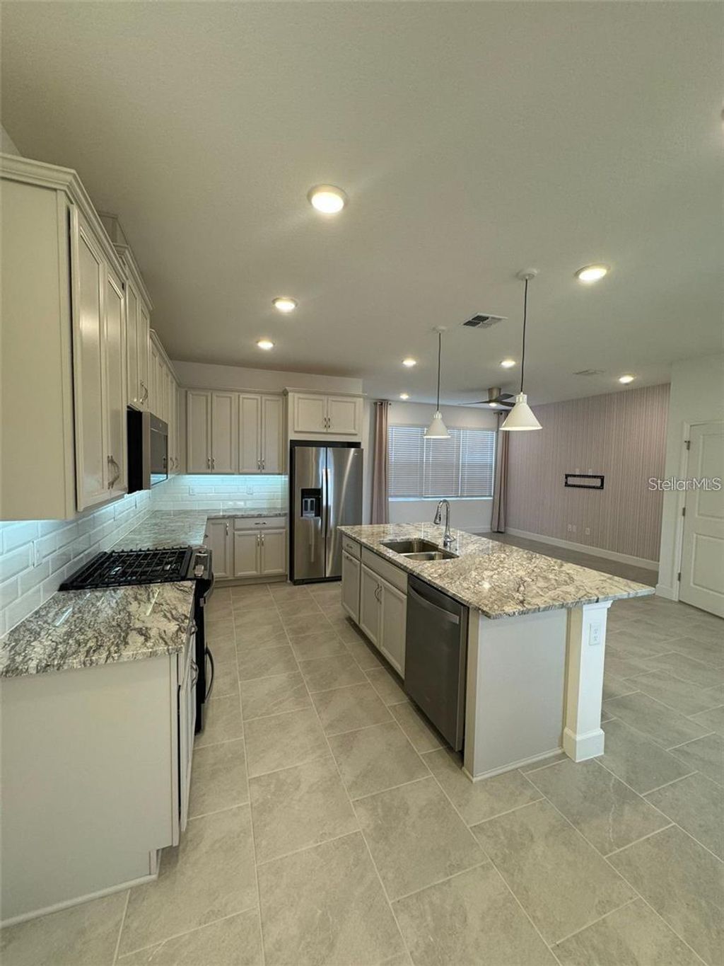 Photo of 7404 Estuary Lake Loop, Kissimmee, FL 34747 (MLS # O6371071)