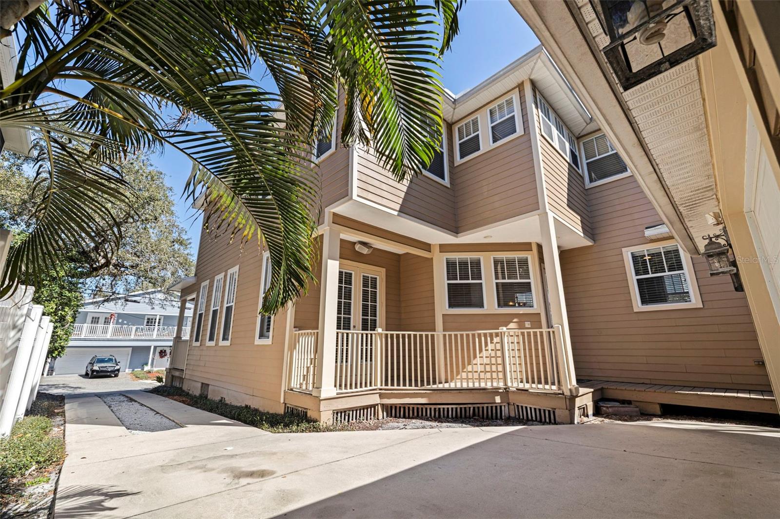 OAKELLARS - Residential