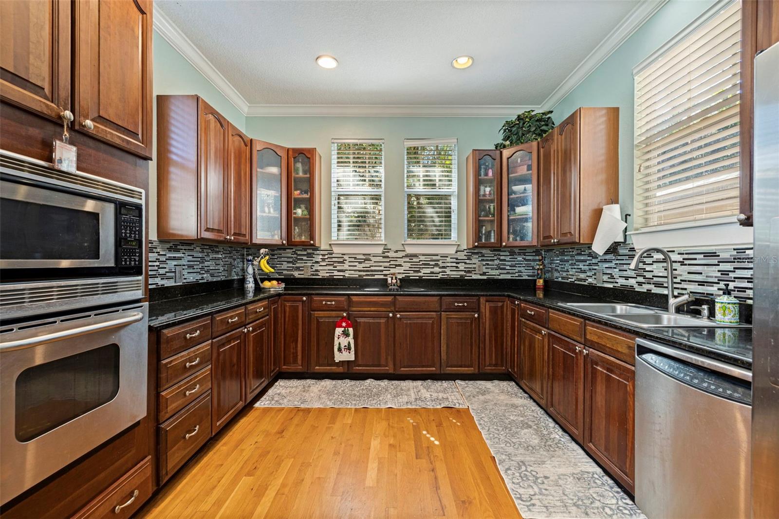 OAKELLARS - Residential