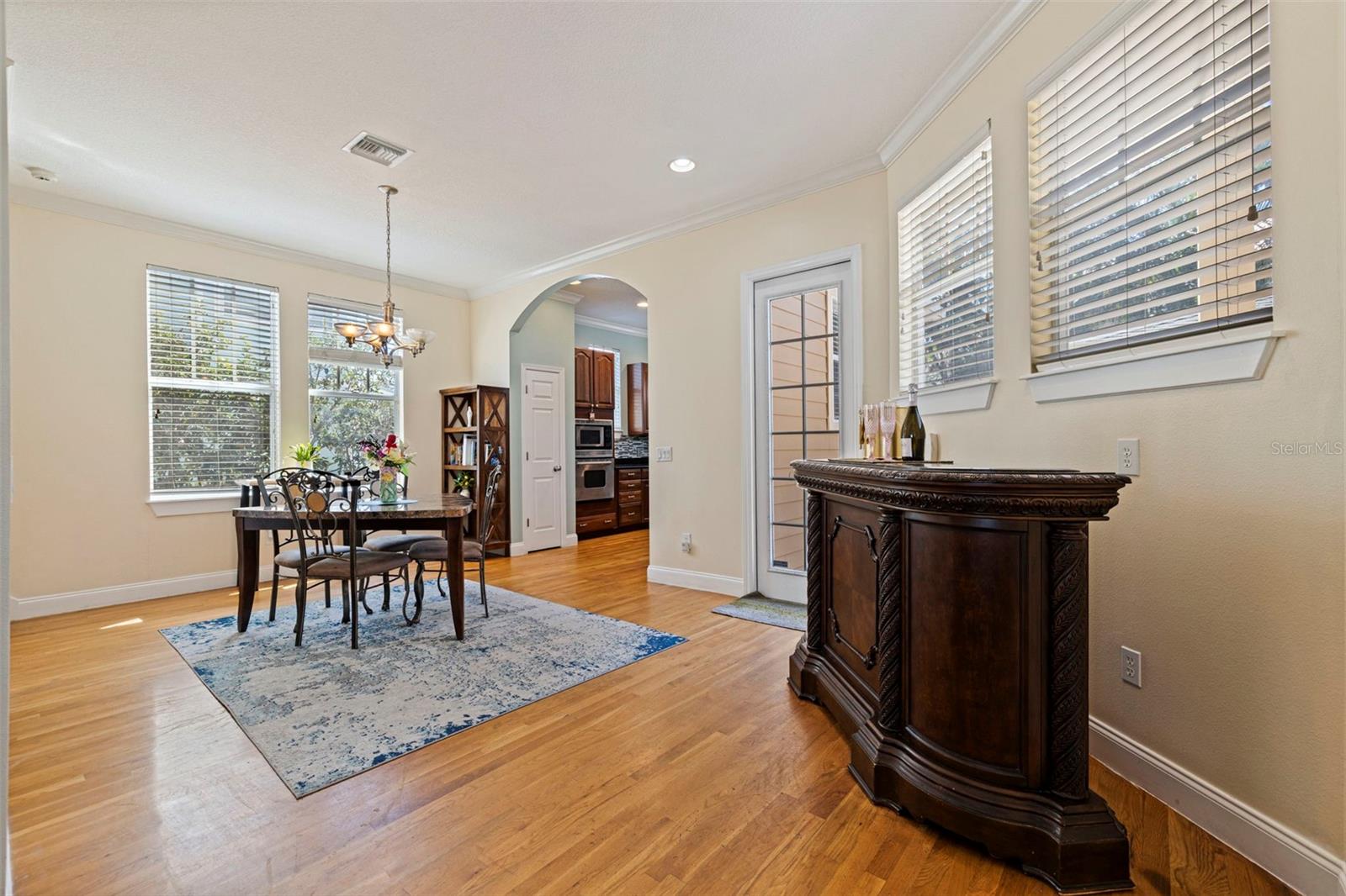 OAKELLARS - Residential