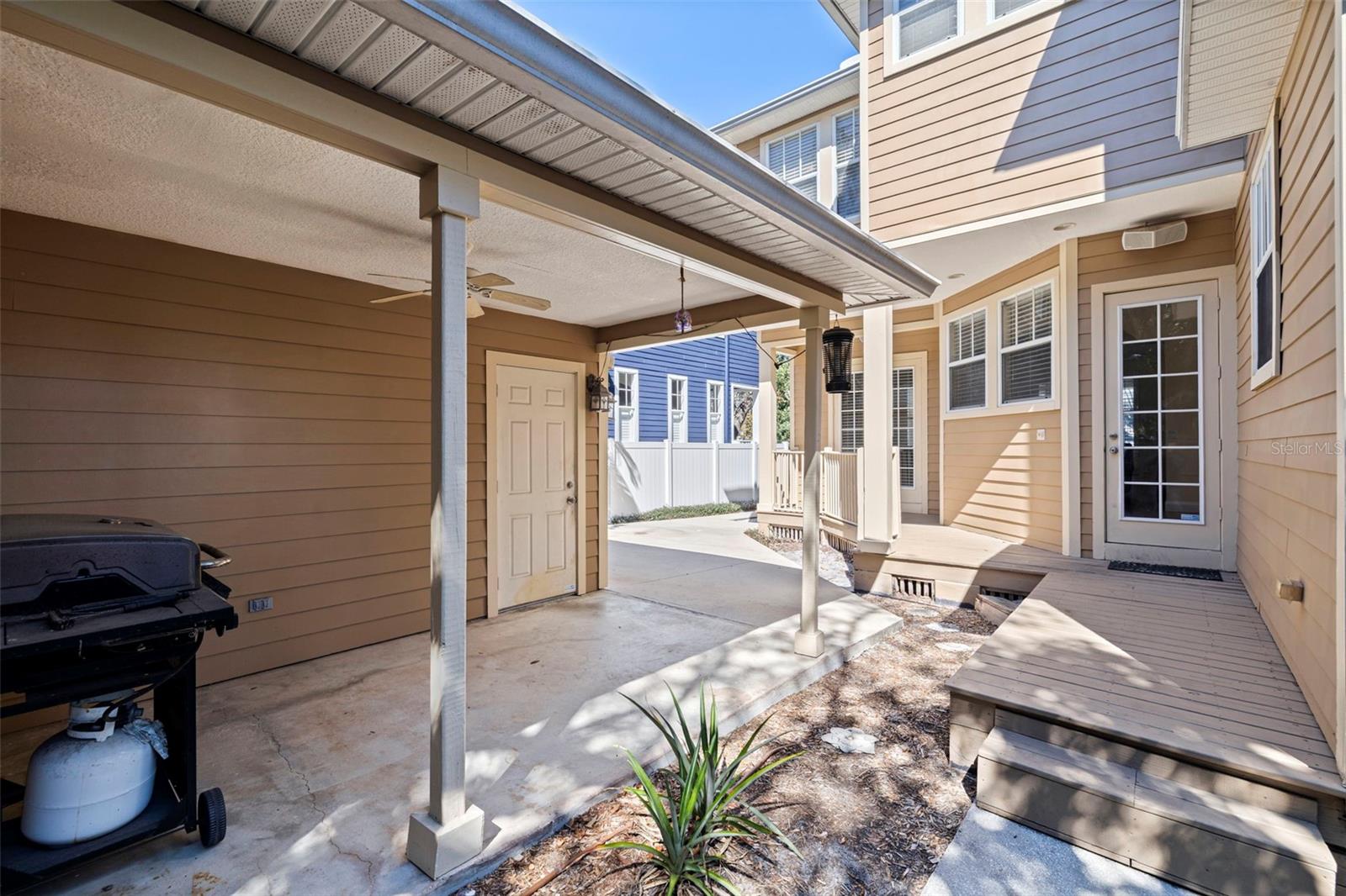 OAKELLARS - Residential