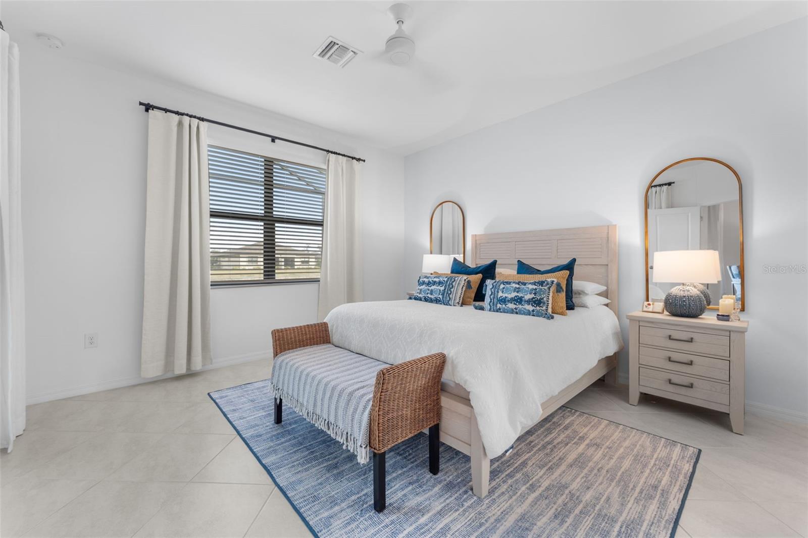 BISCAYNE LNDG II - Residential