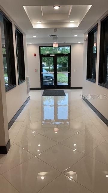 VILLAGE/HUNTERS CRK BLDG P - Commercial Lease