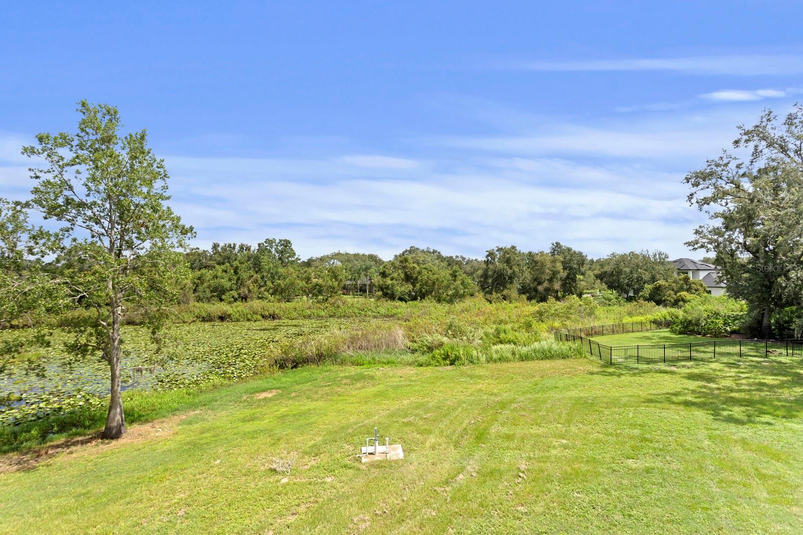 WELLINGTON MANORS - Residential