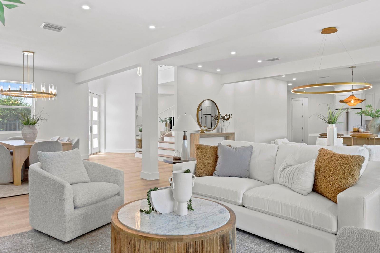 WELLINGTON MANORS - Residential