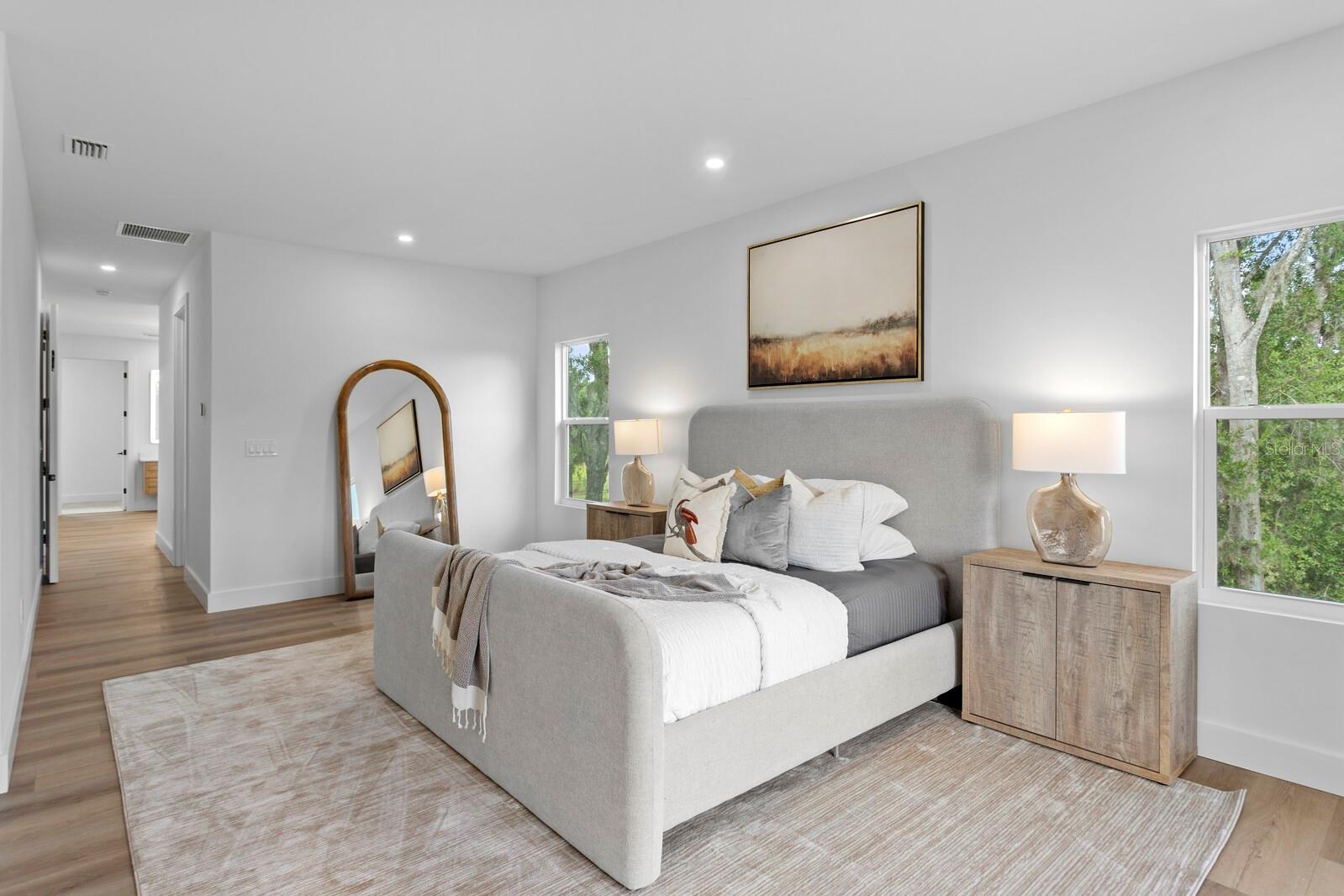 WELLINGTON MANORS - Residential