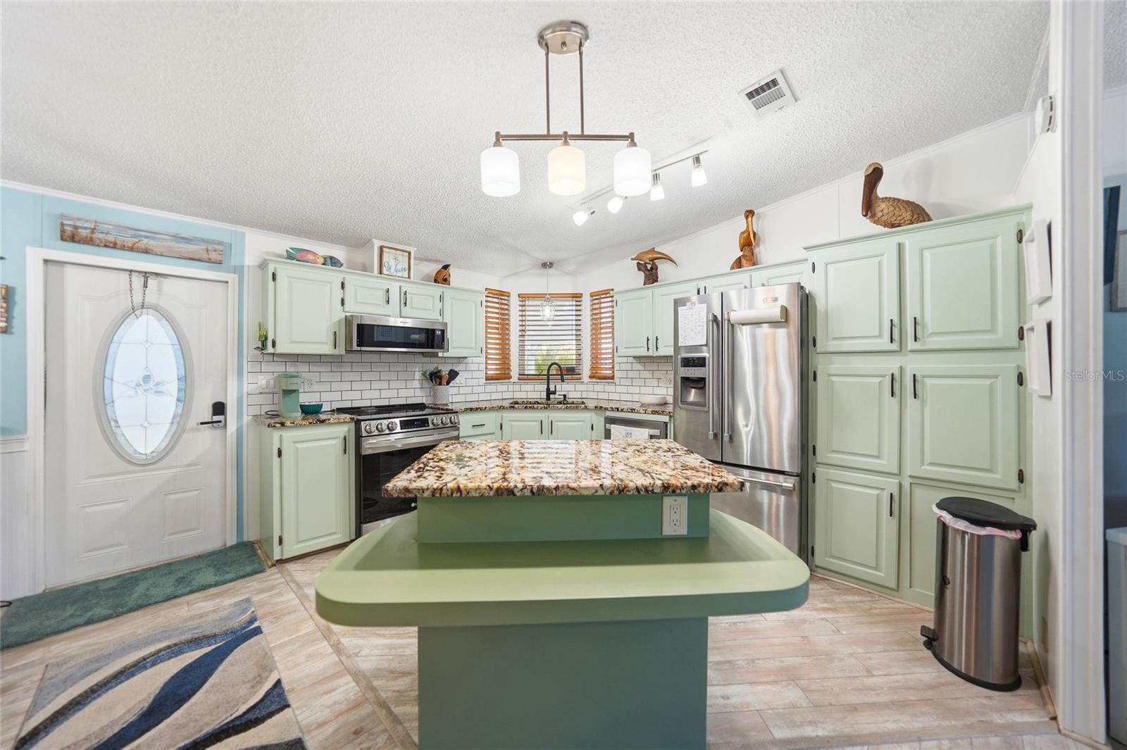 BUTTONWOOD - Residential