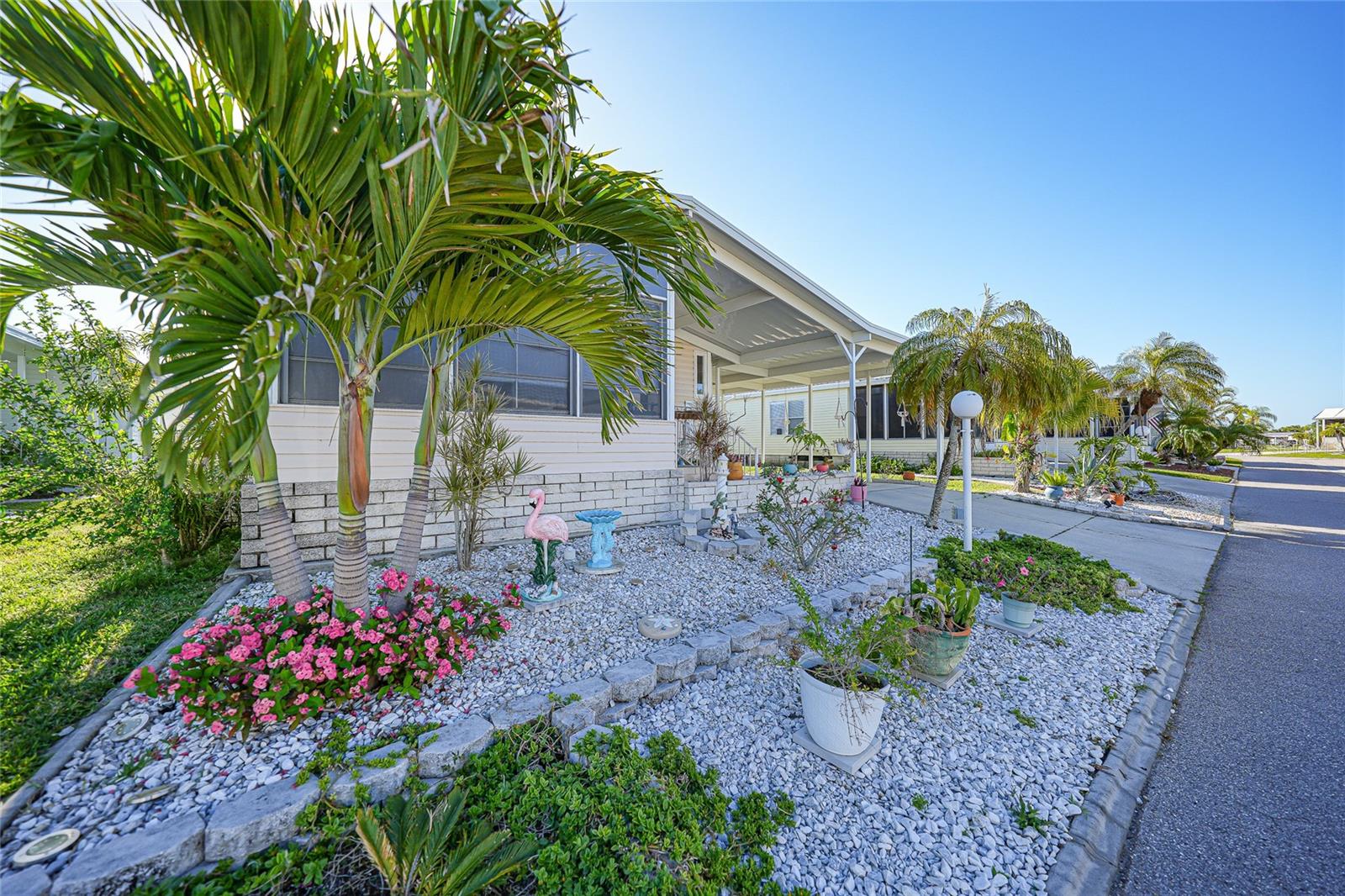 BUTTONWOOD - Residential