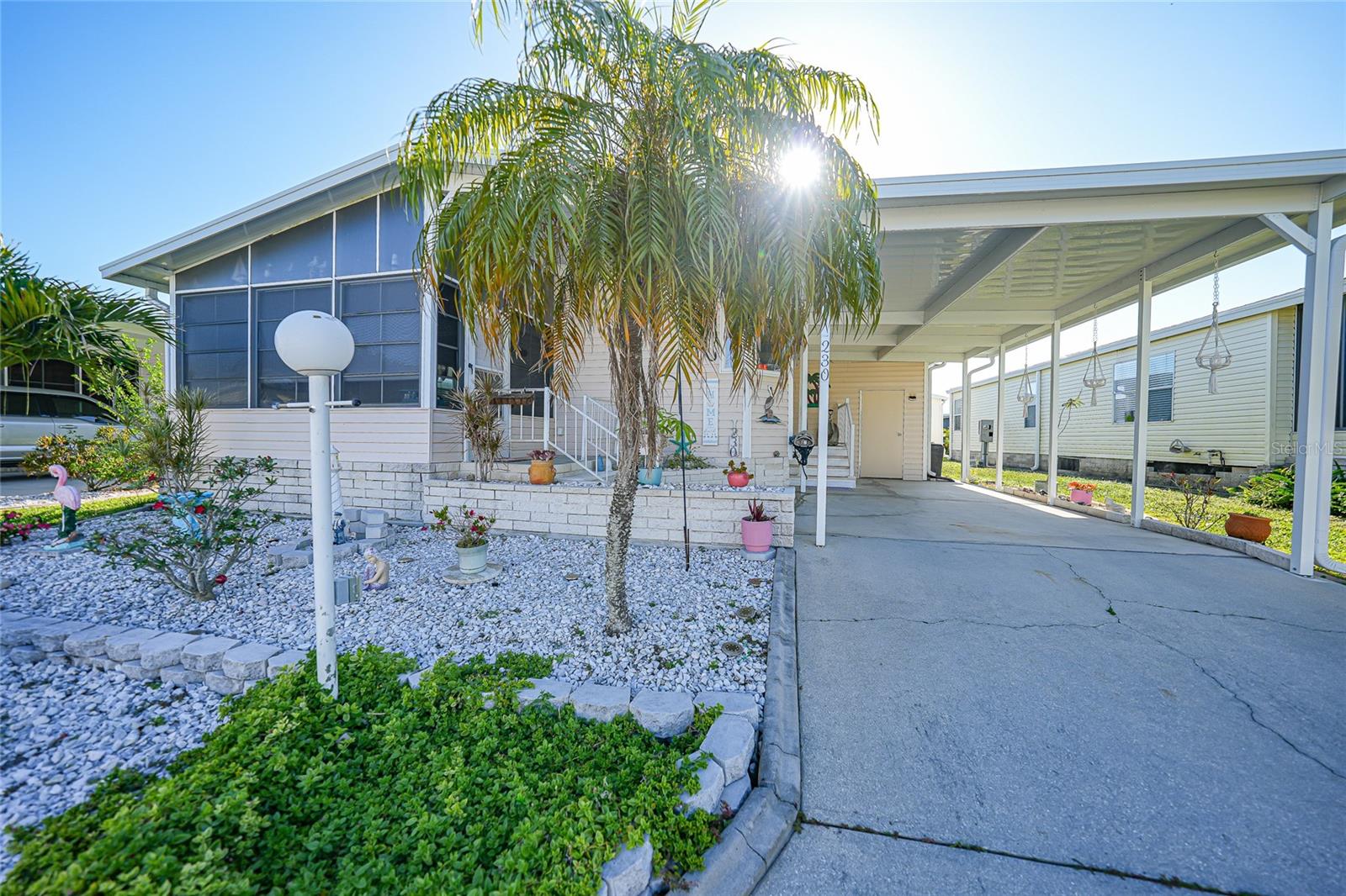 BUTTONWOOD - Residential