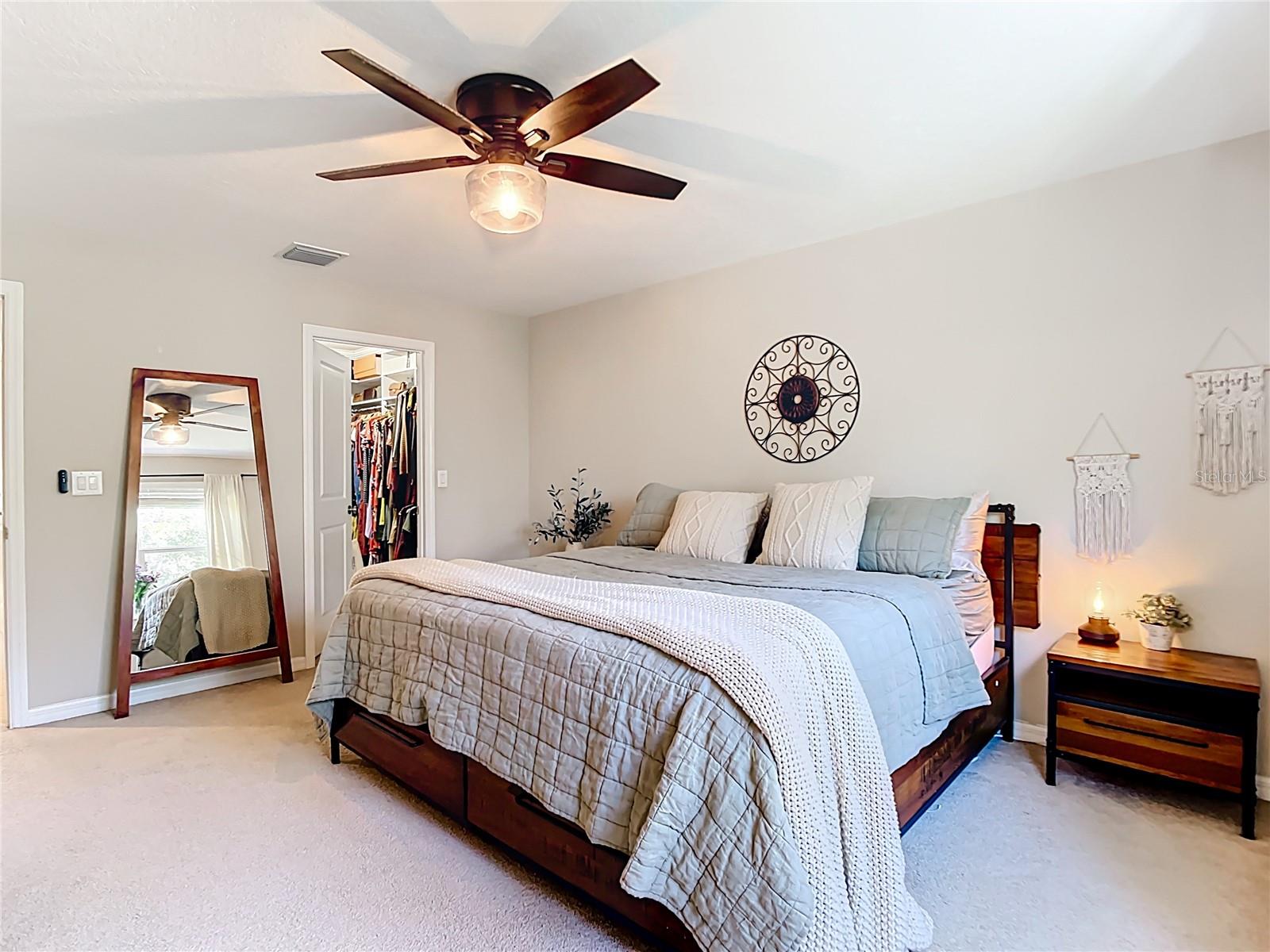 ARTISAN LAKES PRCL J PH I & II - Residential Lease