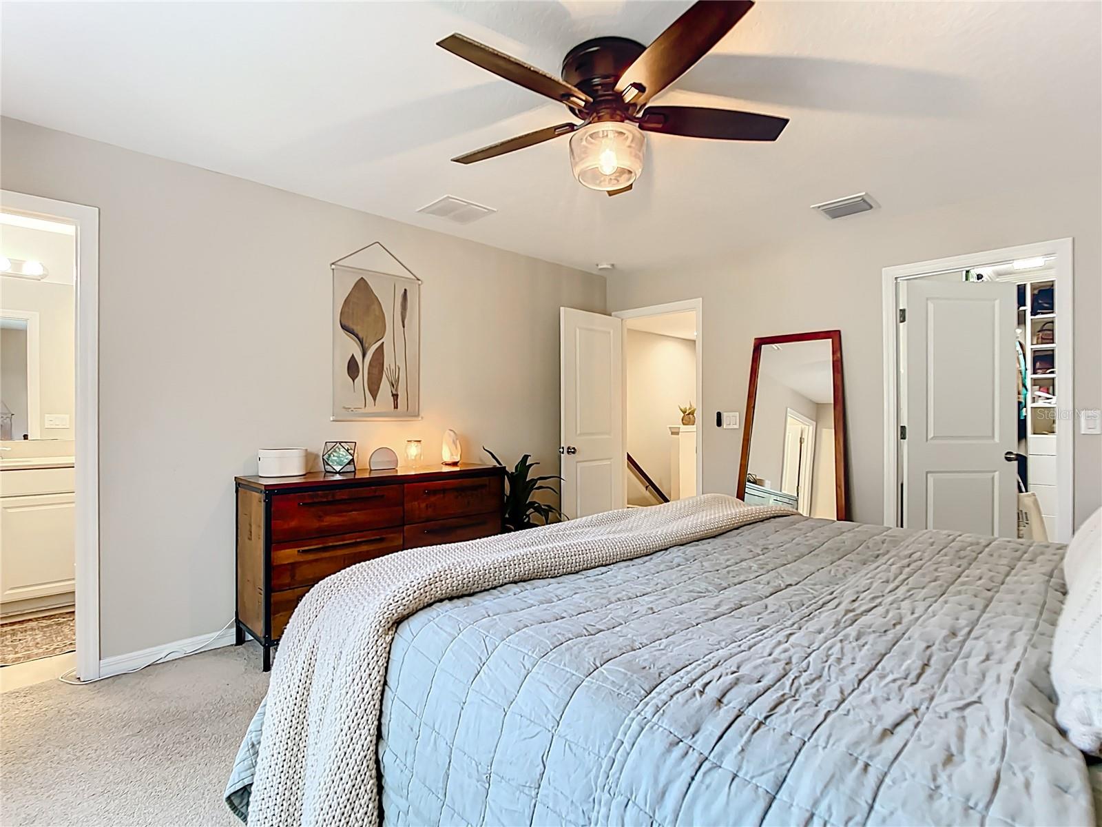 ARTISAN LAKES PRCL J PH I & II - Residential Lease