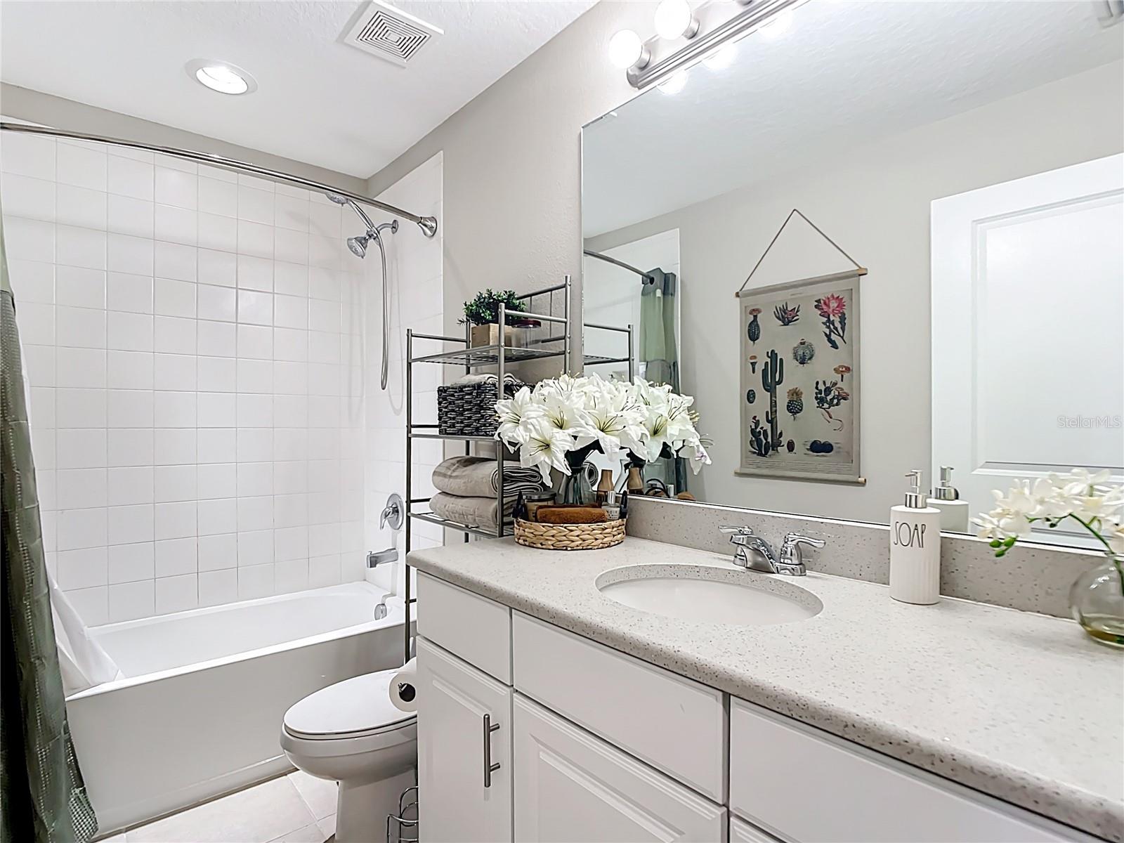 ARTISAN LAKES PRCL J PH I & II - Residential Lease