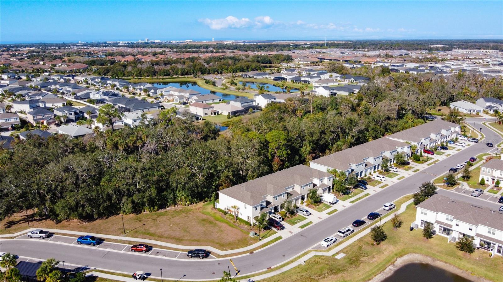 ARTISAN LAKES PRCL J PH I & II - Residential Lease