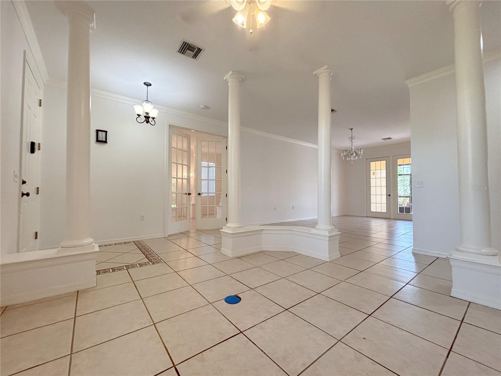 4469 TURNBERRY LANE