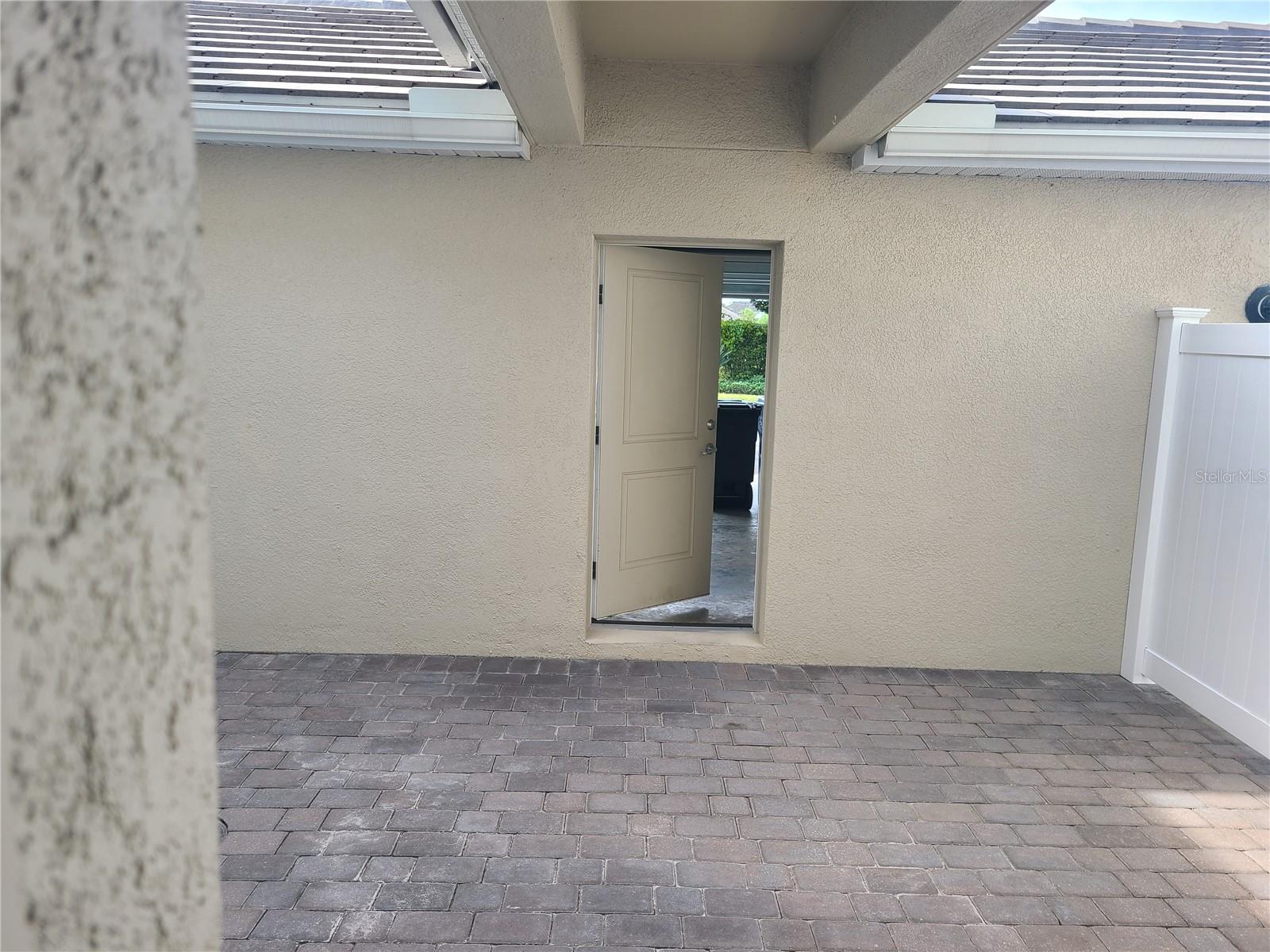 MALLORY PARK - Residential Lease