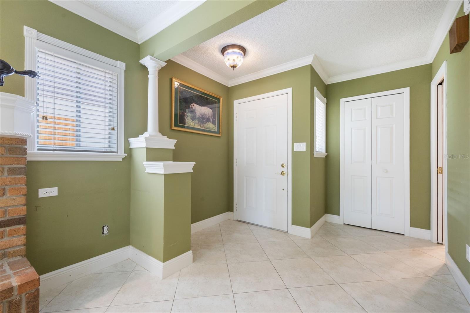 7116 HARBOR HEIGHTS CIRCLE