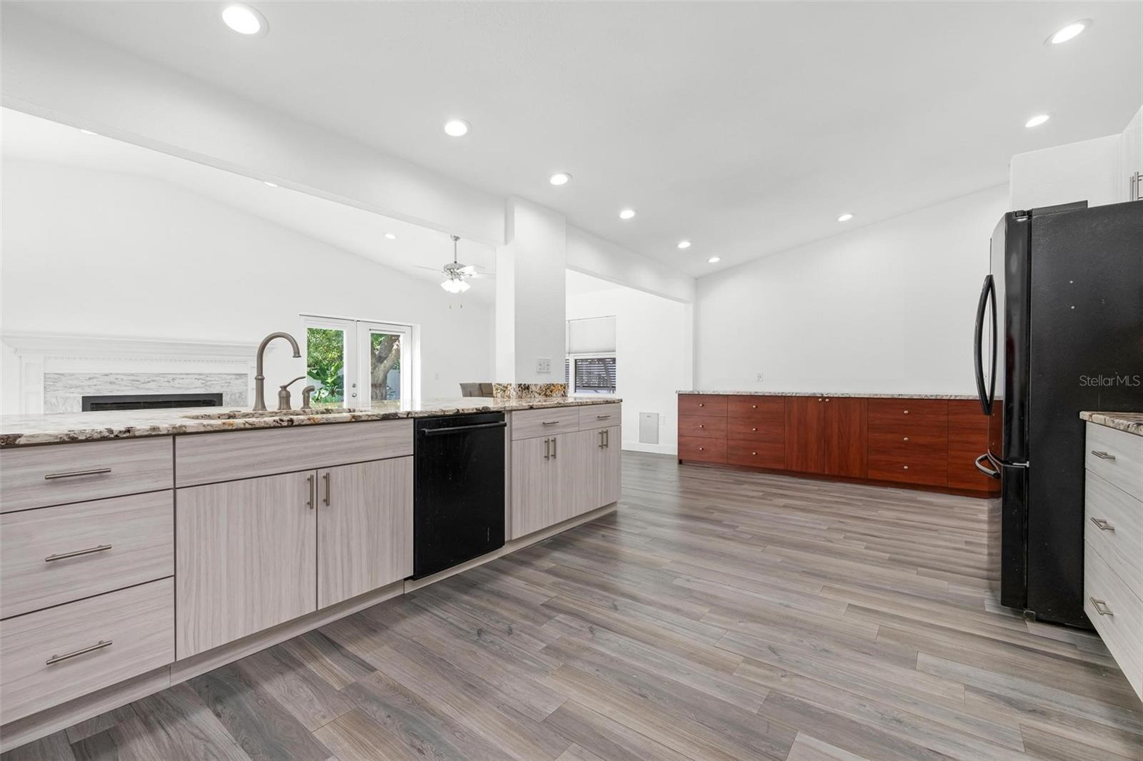 BELAIR BAYOU - Residential