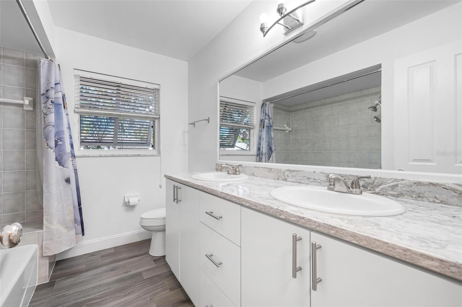 BELAIR BAYOU - Residential