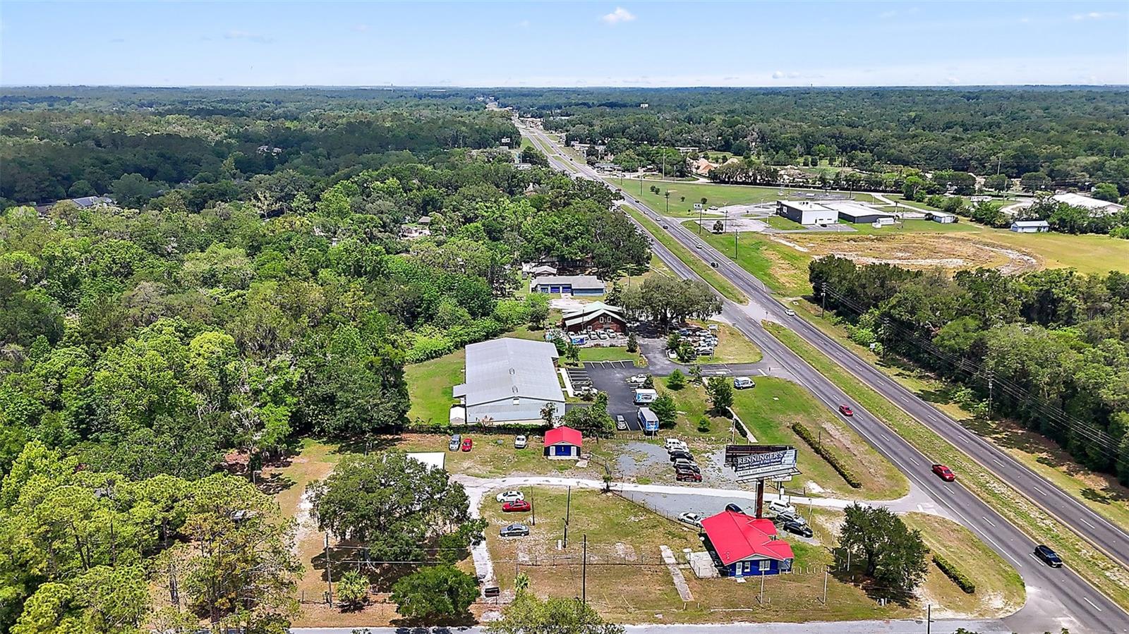 CAMPERTOWN MOBILE HOME PARK - Commercial Sale