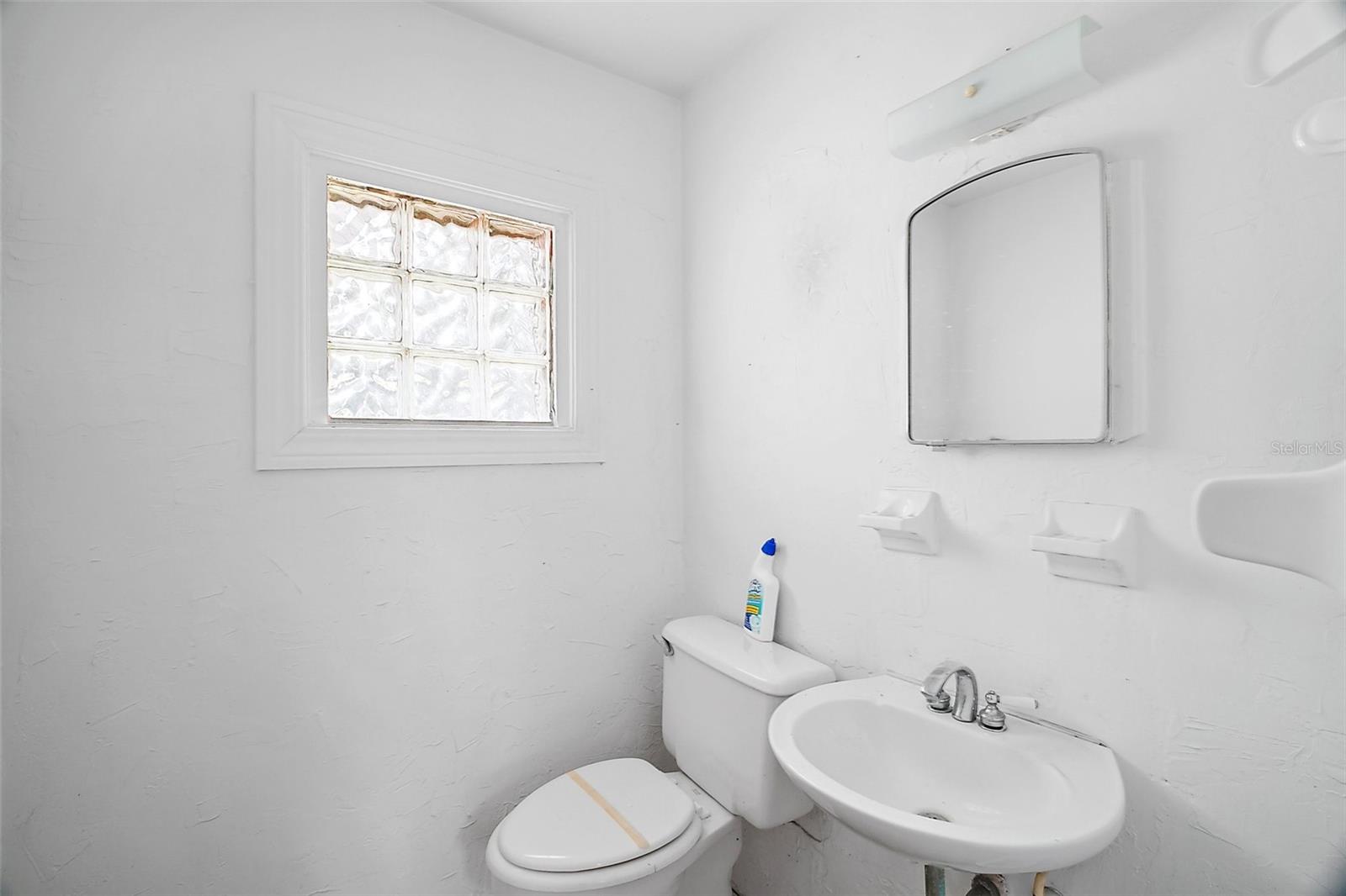 CAMPERTOWN MOBILE HOME PARK - Commercial Sale