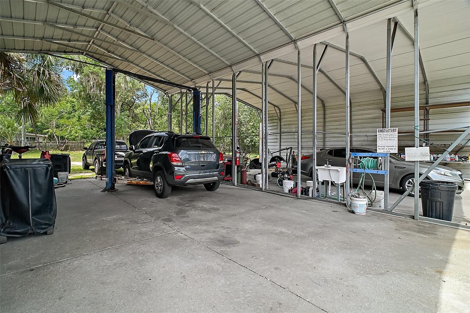 CAMPERTOWN MOBILE HOME PARK - Commercial Sale