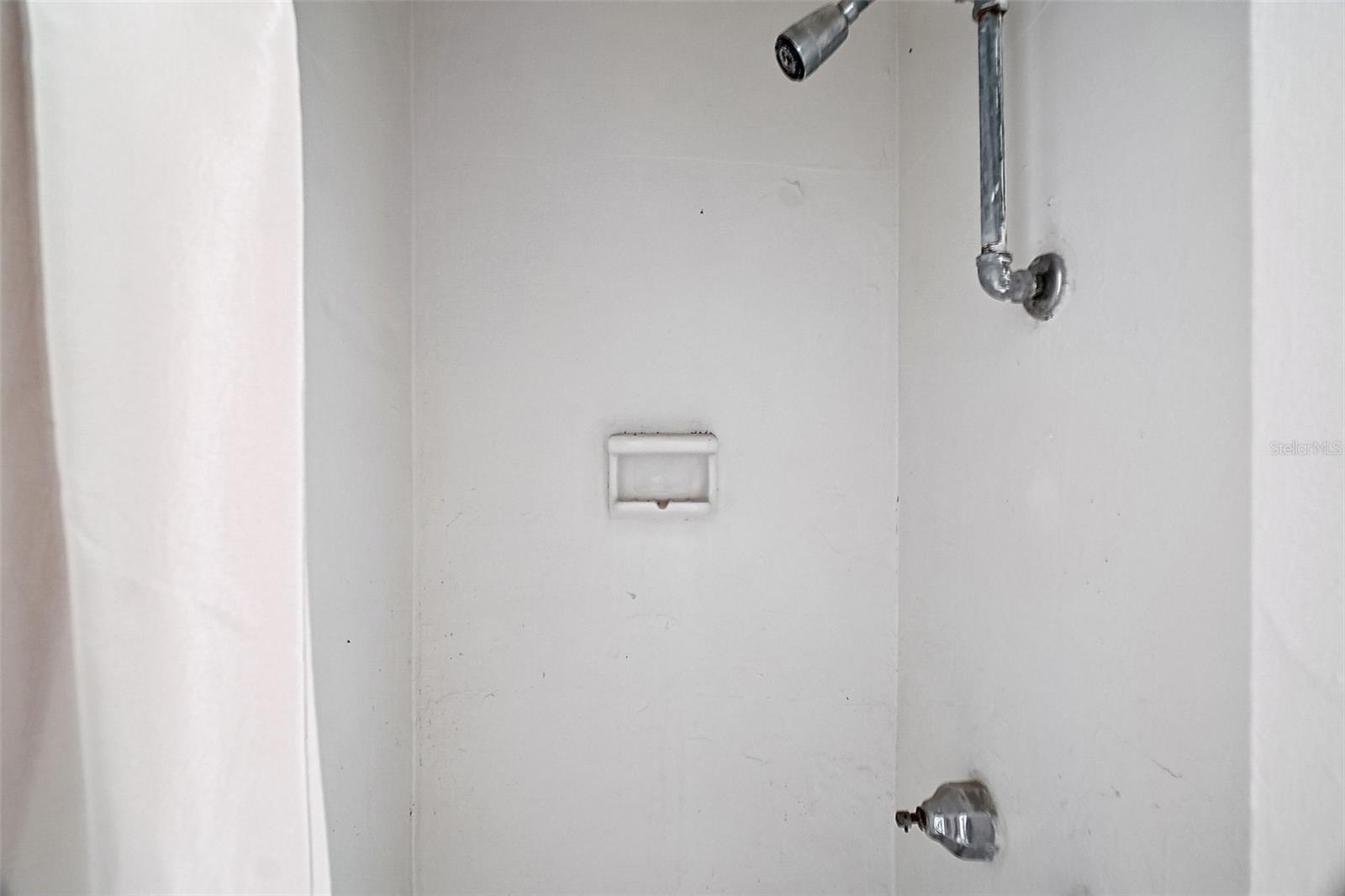 CAMPERTOWN MOBILE HOME PARK - Commercial Sale