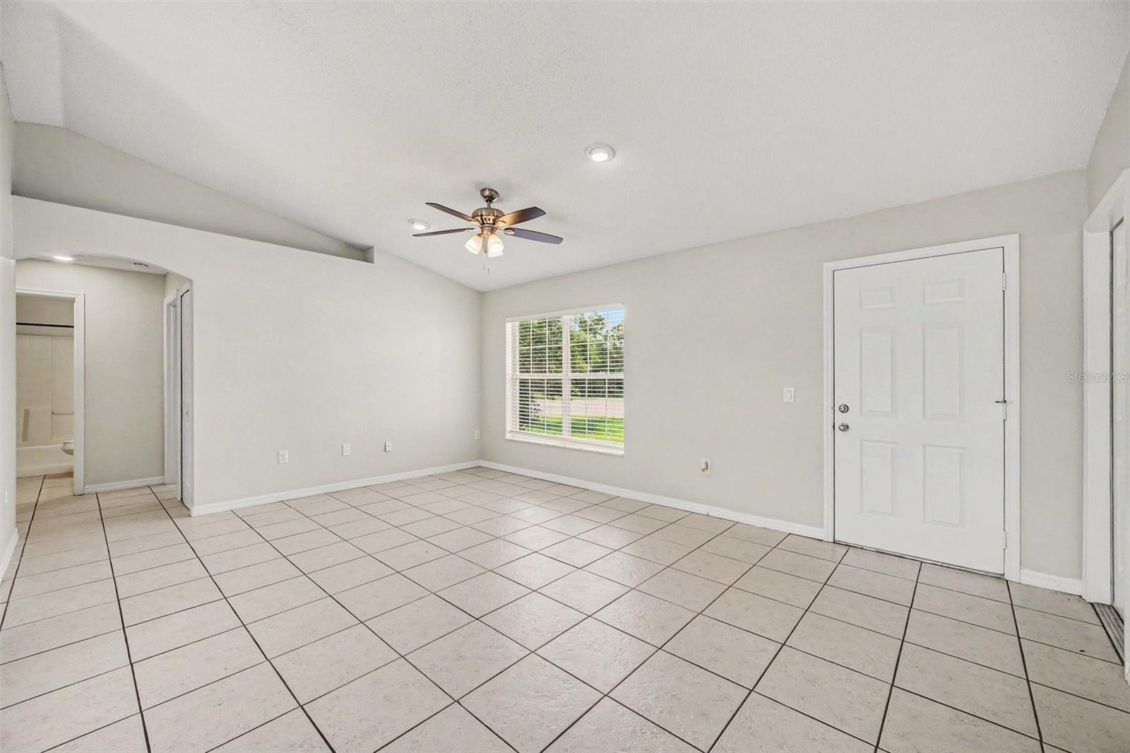 DELTONA LAKES UNIT 32 - Residential