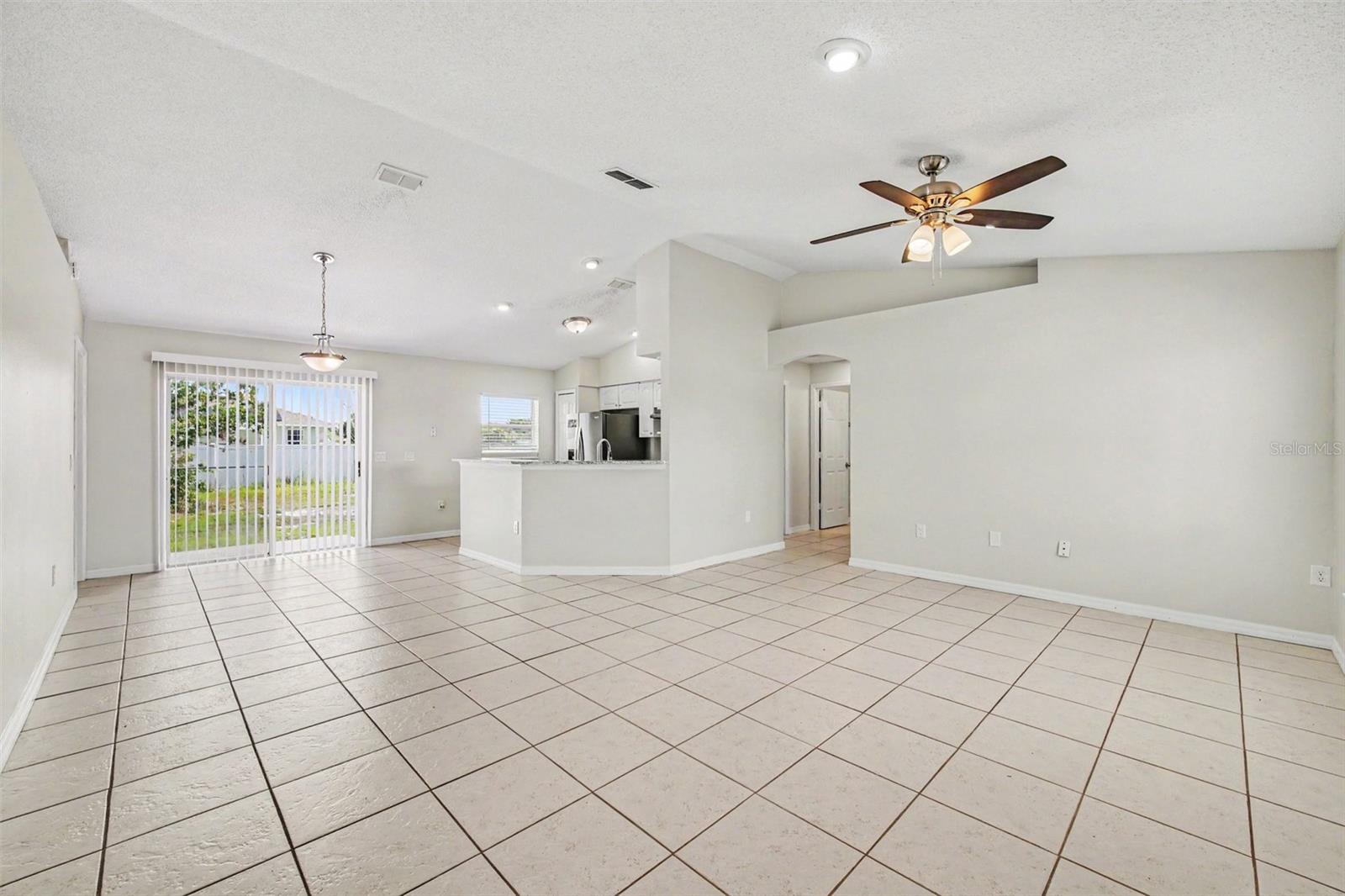 DELTONA LAKES UNIT 32 - Residential