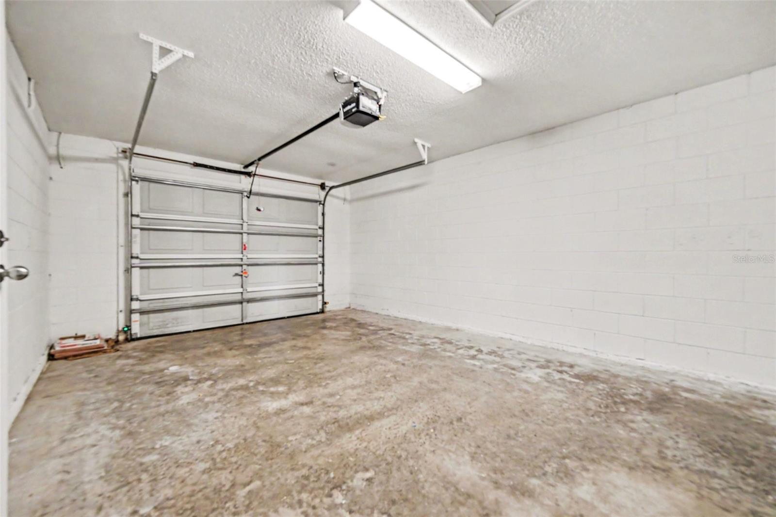 DELTONA LAKES UNIT 32 - Residential
