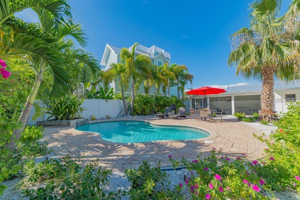 701 N BAY BOULEVARD