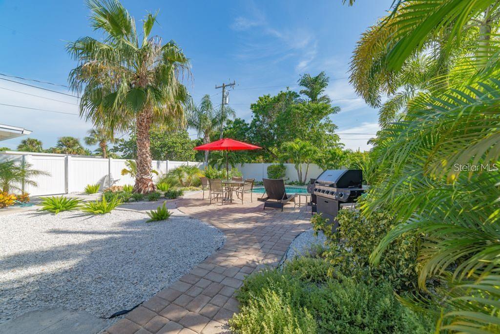 701 N BAY BOULEVARD