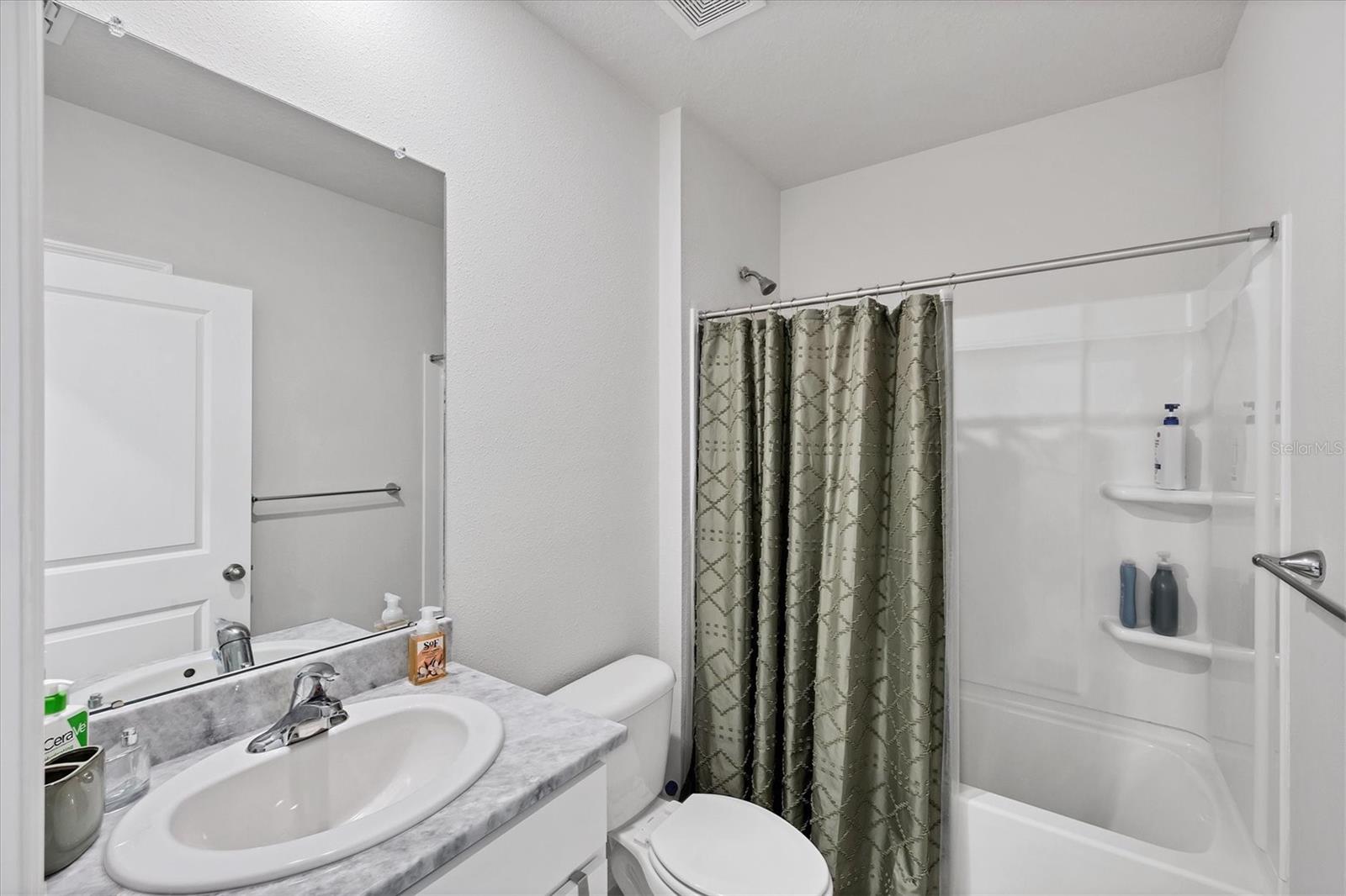 VILLAGES OF GLEN CREEK PH 1B - Residential