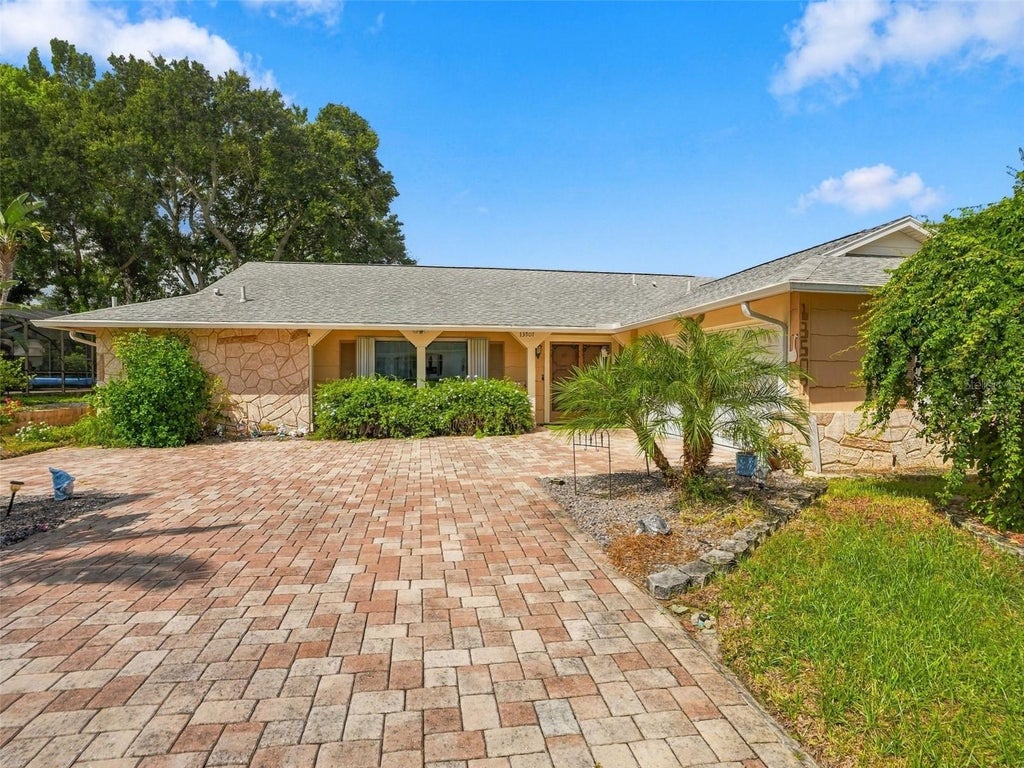 Photo of 13507 Shadberry Lane, Hudson, FL 34667 (MLS # TB8556874)