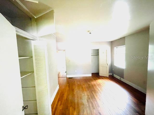 1403 N FERN CREEK AVENUE