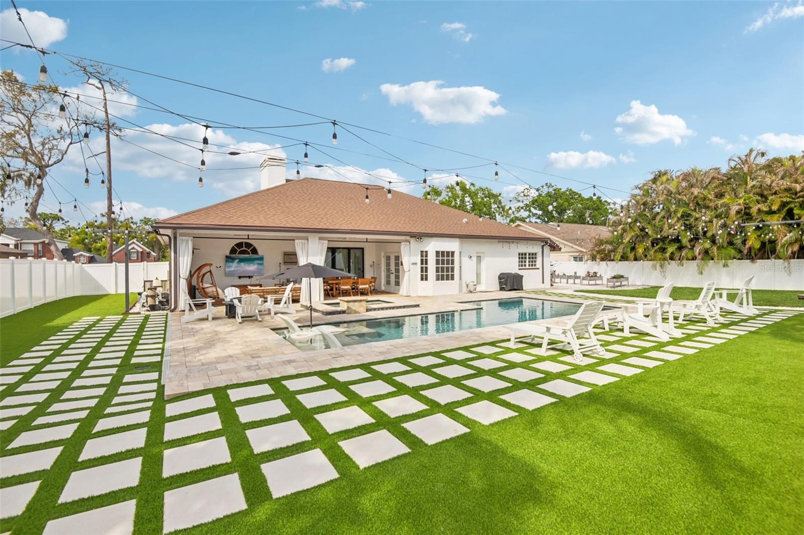 WATERFORD WEST - Residential