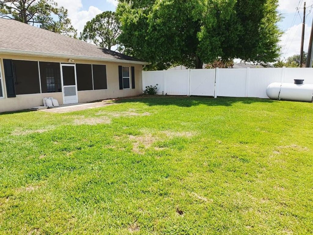 Photo of 4031 Santa Barbara Drive, Sebring, FL 33875 (MLS # O6397617)