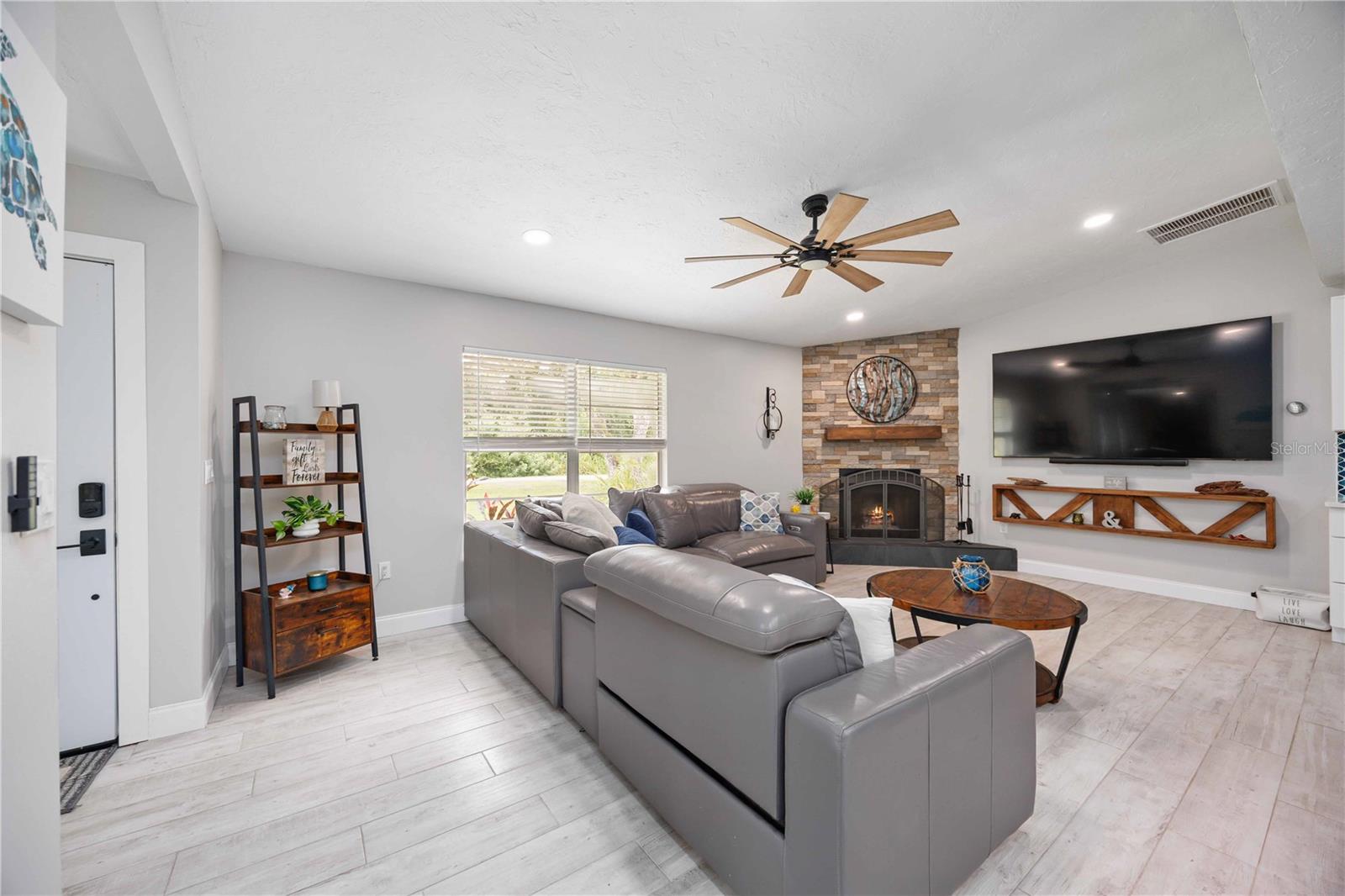 MAGNOLIA MANOR UNREC - Residential