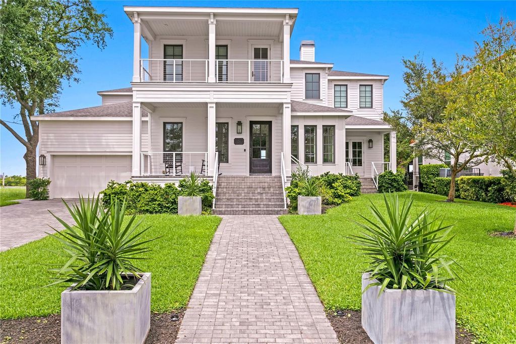 Photo of 5811 Mariner Street, Tampa, FL 33609 (MLS # TB8321034)