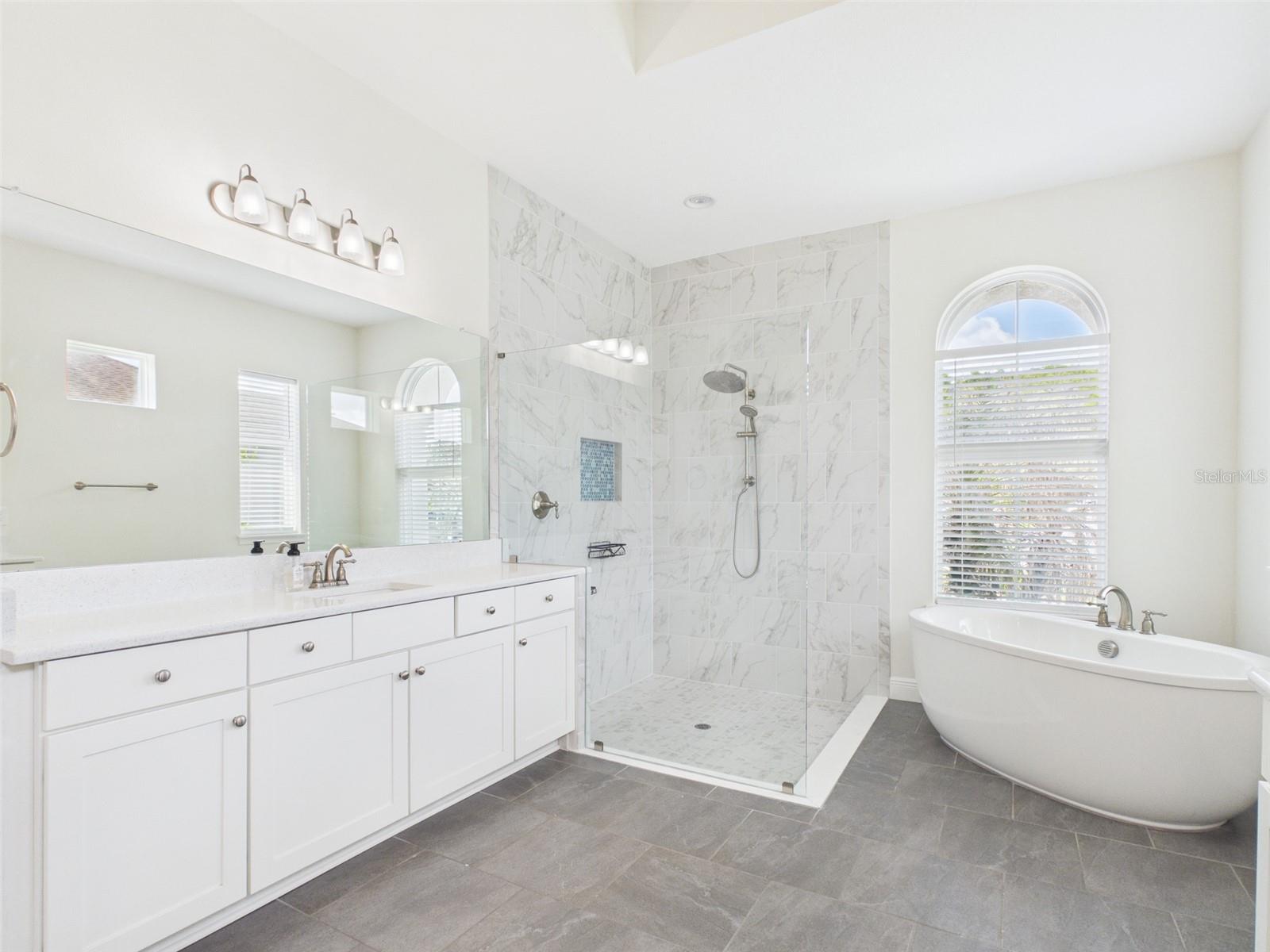 LAKE JOVITA GOLF & COUNTRY CLUB PH 03 C - Residential