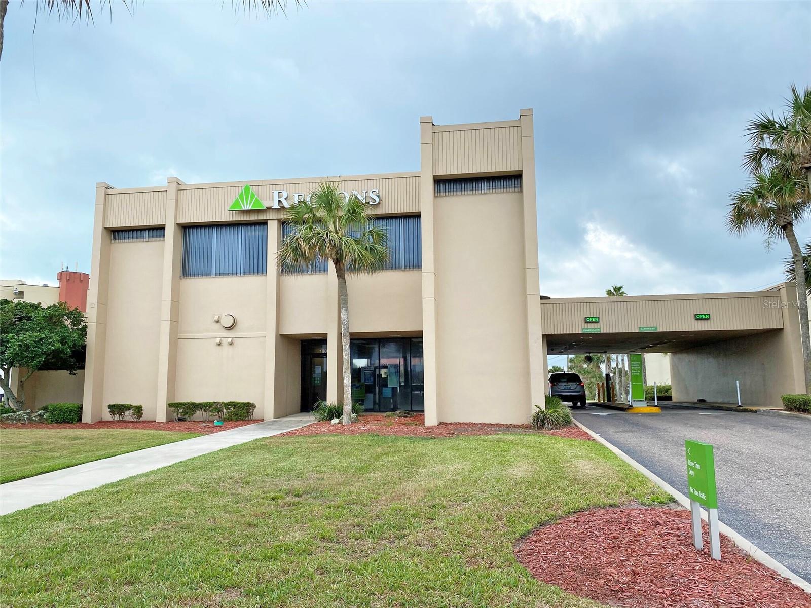 NEW SMYRNA BEACH - Commercial Sale