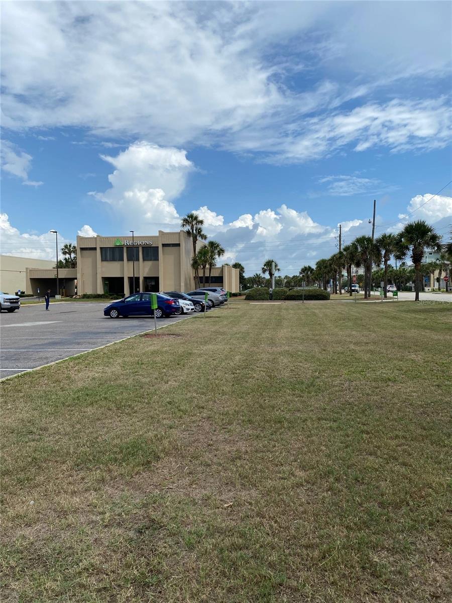 NEW SMYRNA BEACH - Commercial Sale