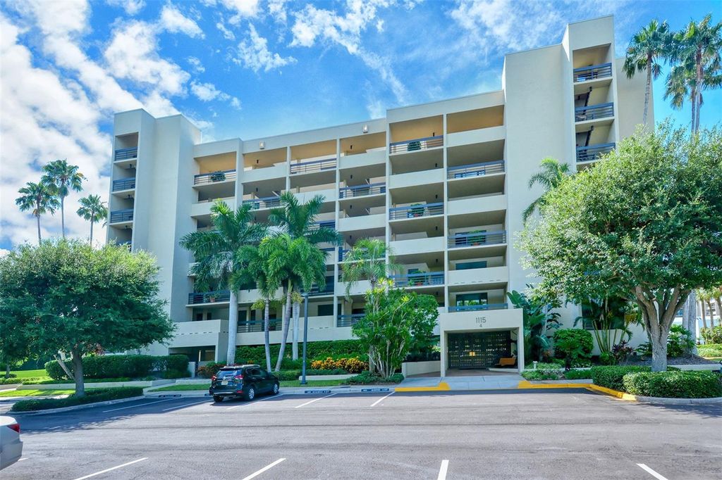 Photo of 1115 Gulf Of Mexico Drive #401, Longboat Key, FL 34228 (MLS # A4671664)