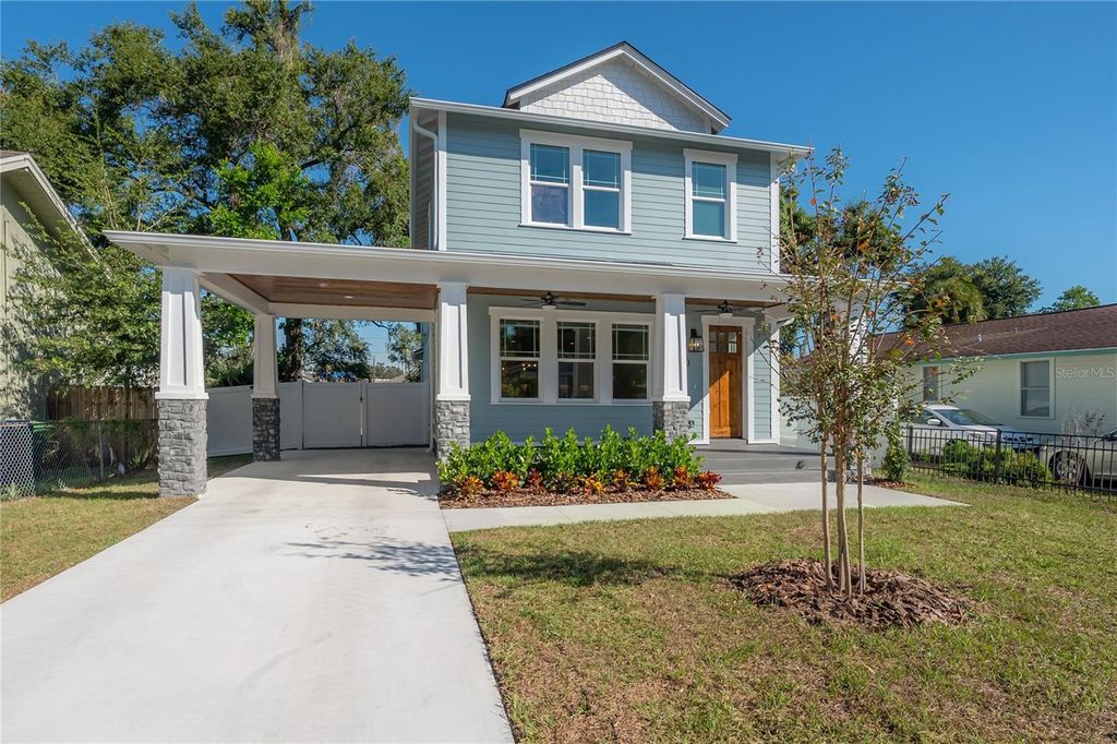 Photo of 810 E Frierson Avenue, Tampa, FL 33603 (MLS # TB8437472)